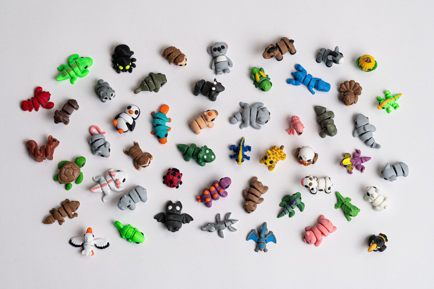 ❓Itty Bitty Mystery Pack – 10 Mini Articulated Fidget Toys for Kids(Random Surprise Set)